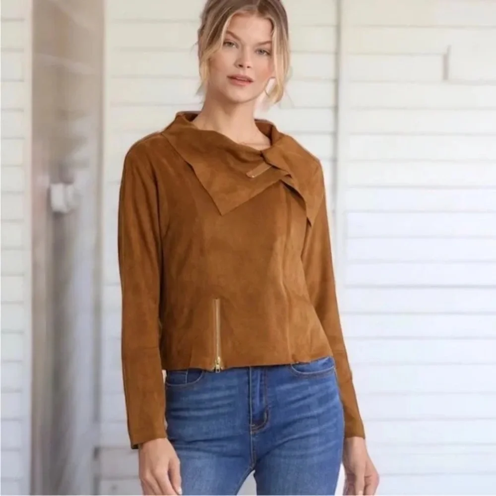 Umgee Women's Tan suede Jacket - Picture 6 of 6
